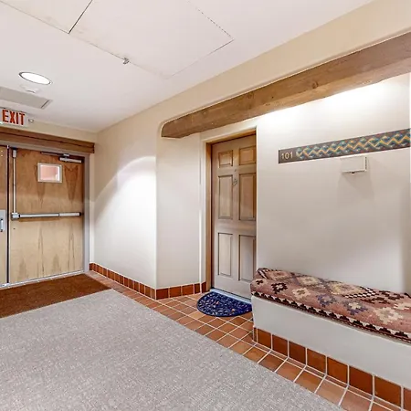 Quail Run #101 Apartment Santa Fe